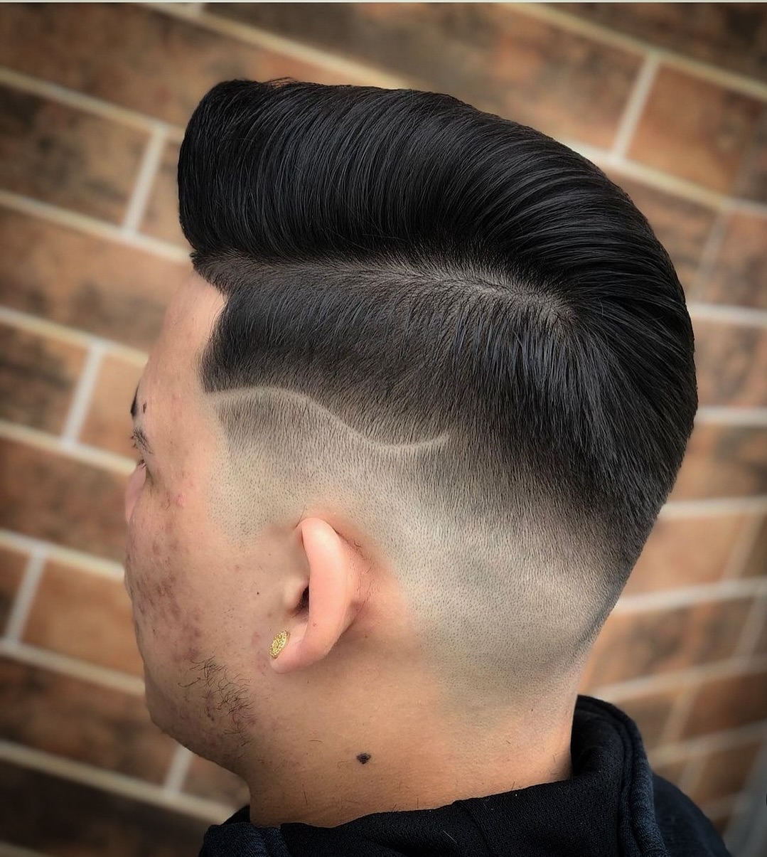 Barbearia em Moema com Corte Clássico ou Moderno Sob Medida Barbearia em Moema com Corte Clássico ou Moderno Sob Medida