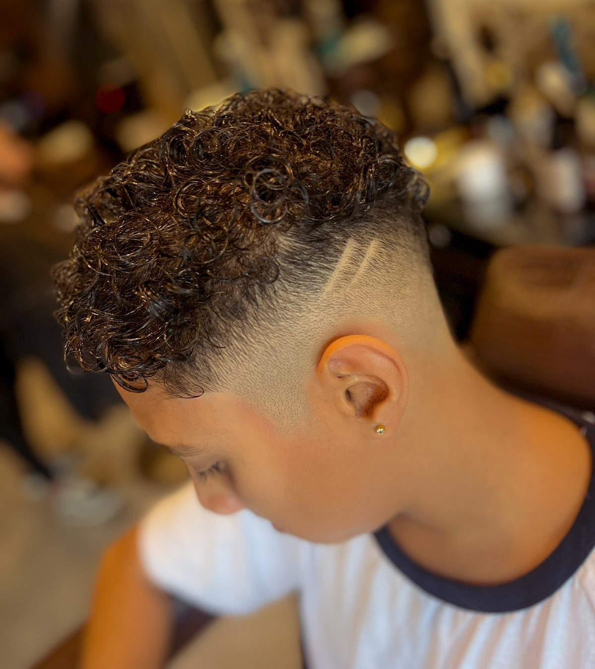Barbearia em Moema com Corte Clássico ou Moderno Sob Medida Barbearia em Moema com Corte Clássico ou Moderno Sob Medida